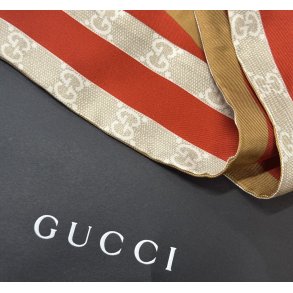 Gucci GG Silke Scarf